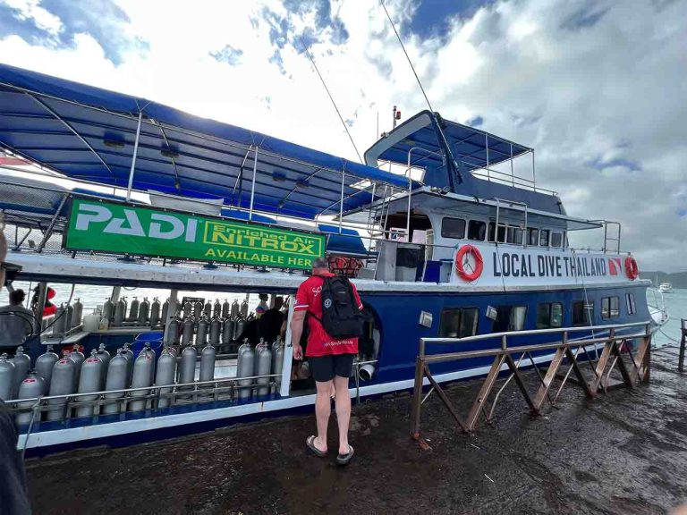 phuket dive boat